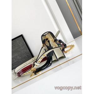 バッグPRADA大人シンプルな 2026新作/送料込 コーデ選ばずおしゃれのポイント偽物 ブランド 激安.