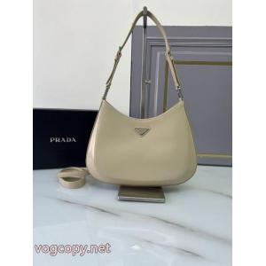 偽 ブランド 通販プラダ注目美品 海外流行 日本未入荷カラー    バッグ.