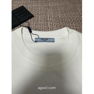 半袖TシャツPRADAブランド コピー 安心カラバリ豊富 2026新年度人気入荷 圧倒的な人気