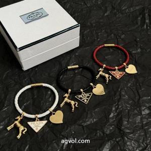 発表の新作モデル 非常に人気の高い 高級感に溢れスーパー コピー 安心  アクセサリーPRADA.