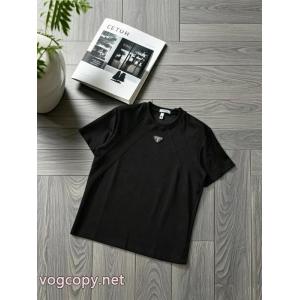 数量限定在庫限り 人気販売中 セレブも愛用PRADA半袖Tシャツコピー 品 ブランド