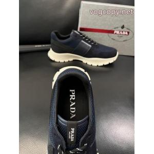 オススメ新作商品 超大特価 新作限定　人気沸騰中ブランド 品 激安 通販スニーカーPRADA