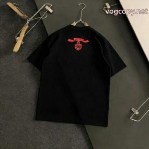 2026即旬な装いに 魅力的な今年らしい 超一流のブランドPRADAコピー 商品 ブランド半袖Tシャツ