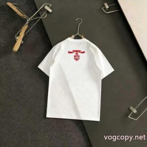 2026即旬な装いに 魅力的な今年らしい 超一流のブランドPRADAコピー 商品 ブランド半袖Tシャツ