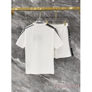 最高に人気商品! オフィスにも デザイン性の高いセットPRADAスーパー コピー 安心