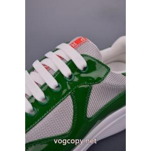 スニーカー偽物 通販 サイト最新先取りおしゃれなロゴ入り お洒落さん必見 お洒落暖かPRADA..