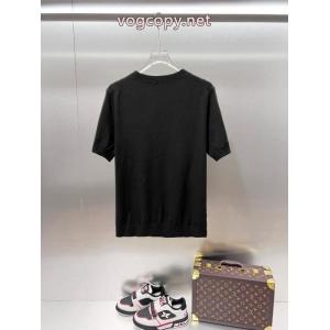 大好評アイテム 映え度MAX 超目玉新作PRADA半袖Tシャツブランドコピー
