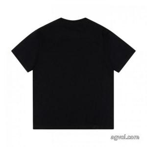 即対応 価格帯が魅力的 存在感のある半袖Tシャツコピー 品 販売PRADA