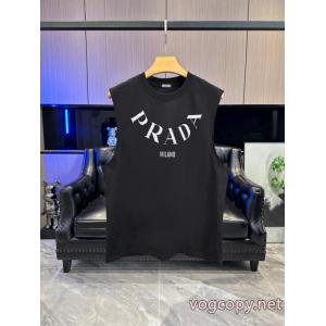 PRADAトレンド感のある 2026モデル 格安新品半袖Tシャツブランド スーパー コピー 優良