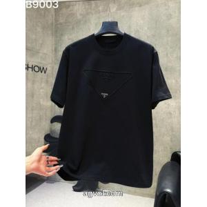 ブランド コピー 激安プラダ海外先行発売！ 欲しい可愛く新鮮 2026年ホリデー新作半袖Tシャツ