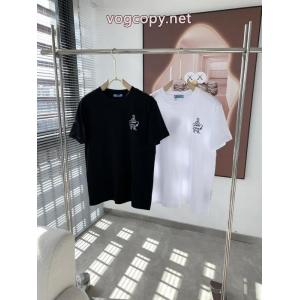 PRADA爆発的な人気 着心地良く 新作入荷品質保証ブランド コピー 販売 半袖Tシャツ