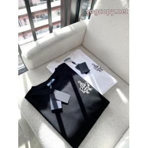 PRADA爆発的な人気 着心地良く 新作入荷品質保証ブランド コピー 販売 半袖Tシャツ
