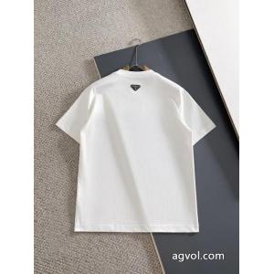 半袖TシャツPRADA魅惑のセクシー美 激安大特集 格好いい 2026ブランドコピー