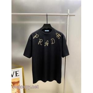 通販 ブランドプラダ2026流行り 人気爆発新作登場 相性抜群半袖Tシャツ