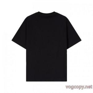 PRADAゴージャス感あふれる 韓国高級服 存在感が高い半袖Tシャツブランド フェイク