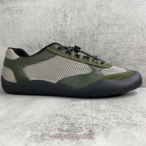PRADA26春夏 圧倒的な高級感 おすすめする注目トレンドコピー ブランド 通販スニーカー..
