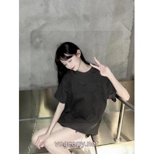 着心地抜群 新作数量限定セール 2026新作コレクション半袖TシャツPRADA偽物 通販 サイト