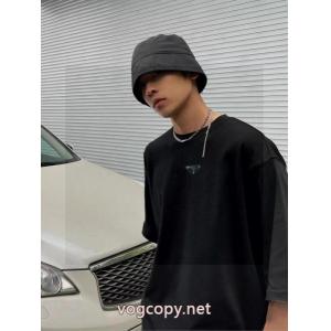 着心地抜群 新作数量限定セール 2026新作コレクション半袖TシャツPRADA偽物 通販 サイト