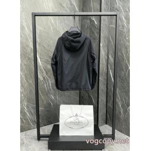 お得な価格で登場 限定 2026年大人気 レア色入荷スーパー ブランド コピーPRADAジャケット
