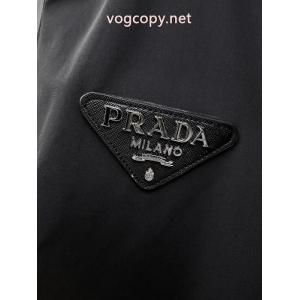 ジャケット話題沸騰中  圧倒的人気アイテム 独特なPRADAコピー 品 販売