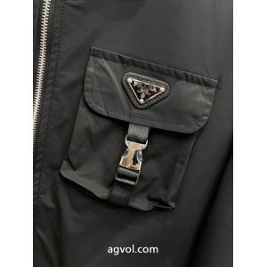 ブランド レプリカPRADA魅力的 ヒットアイテム 最安値ジャケット