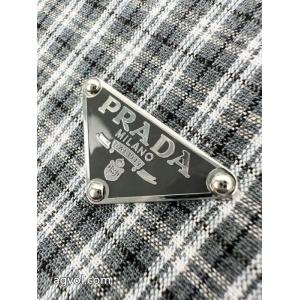 スーパー コピー 安心好印象な上品スタイル 人気爆発 予約完売品ジャケットPRADA