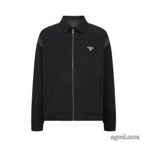 今季新作登場 個性派 爆発的な人気ブランド コピーコートPRADA
