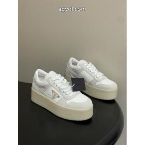 品質の良さ 注目度No.1コラボ 今年の正解大人気新作スーパー コピー 販売スニーカーPRADA..