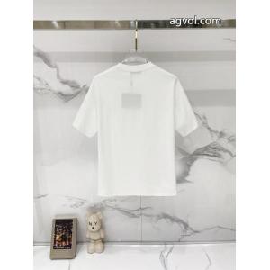 偽物 ブランド 激安Tシャツプラダ数量限定特価 限定セール人気セール 清潔感で洗練され.