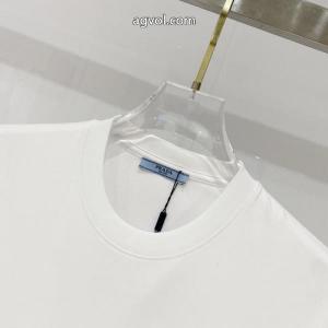 偽物 ブランド 激安Tシャツプラダ数量限定特価 限定セール人気セール 清潔感で洗練され.