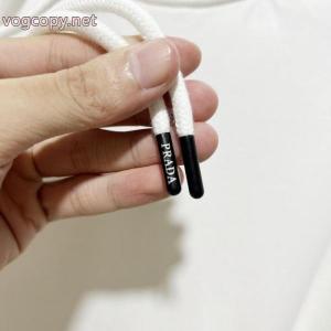  2026ブランド コピーパーカーPRADA旬デザイン メール便対応 HOT品質保証