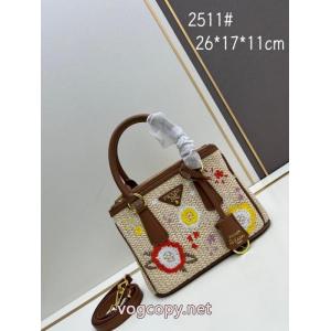 バッグブランド コピー 激安爆発的人気再入荷 VIP 先行セール2026年冬 ファッションブランドプラダ.
