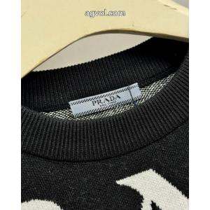 セーターブランド フェイク新色入荷 無機質さが魅力 格上げ！PRADA