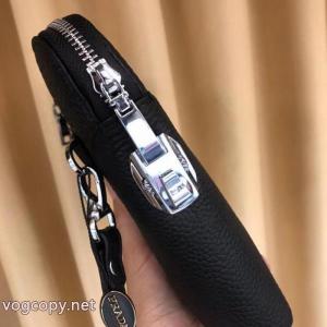スーパー コピー 販売男性用ハンドバッグPRADAスタイリッシュ 最新入荷 魅力の