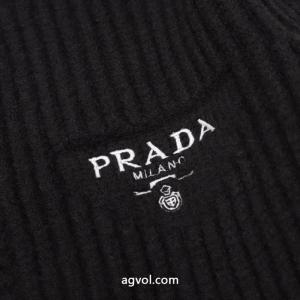 PRADA人気いっぱい 大胆なスリット上品 2026年最新作スーパー コピー 安心 コート