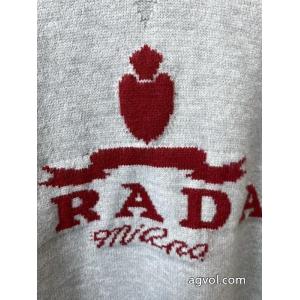 新色入荷 完売間近 2026ss トレンドPRADAセーター偽物 ブランド 販売
