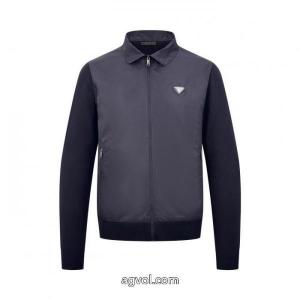 Pradaトライアングルニットキルティングナイロンコート