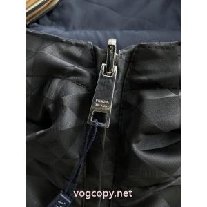 ジャケットPRADA偽物 ブランド ショップ注目の一品 完売間近 今季爆発的な人気