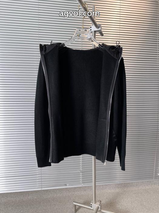 ジャケット相性抜群のコンビ日本未入荷カラーPRADA激安 通販 専門 5
