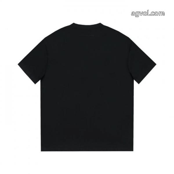 独占最高品質バージョンprada家ロゴ凹凸アルファベットラウンドネック半袖Tシャツ 5