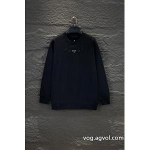 PRADA通販 ブランドパーカー秋冬ファッショントレンドの最先端に