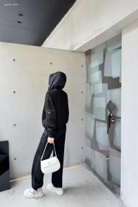 セットスーパー コピー 安心期待値も高いアイテム今年大人気PRADA