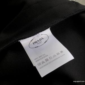 先行予約販売今季大人気のデザインスラックスPRADAブランド 品 コピー