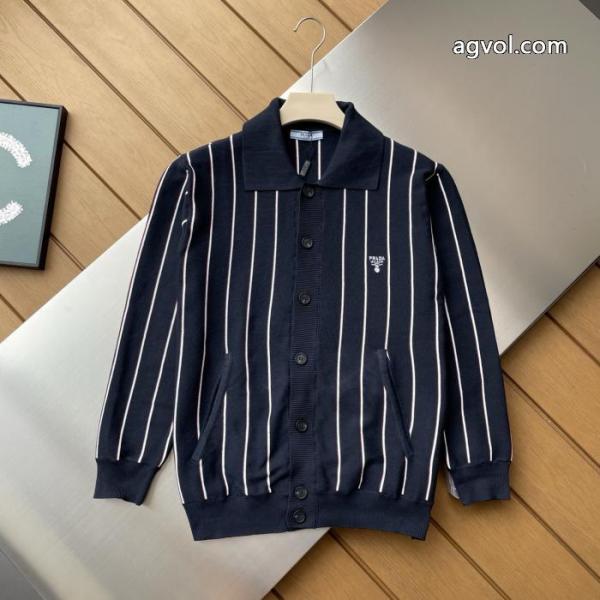 Pradaストライプのポロネックニットコート 5