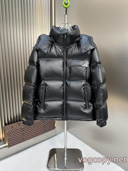 PRADAスーパー コピー ブランド 専門店マストアイテム新入荷 最終数量限り! 機能的なアイテムダウンジャケット 4