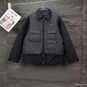 綿入れのコートPRADA2026年激安最強セール 洗練された 新作数量限定セールブランド 偽物 激安