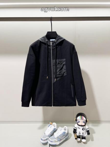コート激安 ブランド2025年SSのトレンド 最高級品質の 最新商品即完売必至PRADA 1