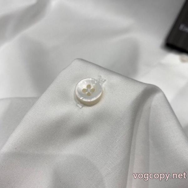 今年の大トレンド 品質保証 26SS/大人気秋冬コレクションPRADA偽 ブランド 通販    シャツ. 6 