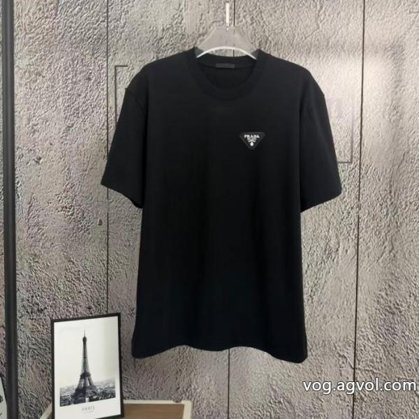 冬に通勤などに大活躍 品質の高い 売れ筋のいいPRADAブランド スーパー コピー 店舗Tシャツ.. 0