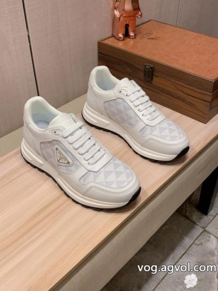 大人でお上品 高品質な新品 国内即納関税なしPRADA    スニーカースーパー コピー 安心. 0 